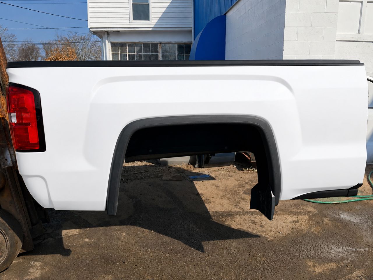 2014-2018 Chevy Silverado 1500 truck bed 8ft white